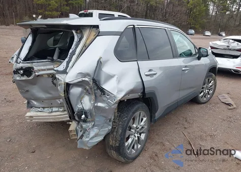 2021 Toyota Rav4 Xle Premium z USA, uszkodzony, nr VIN 2T3C1RFV0MC135399